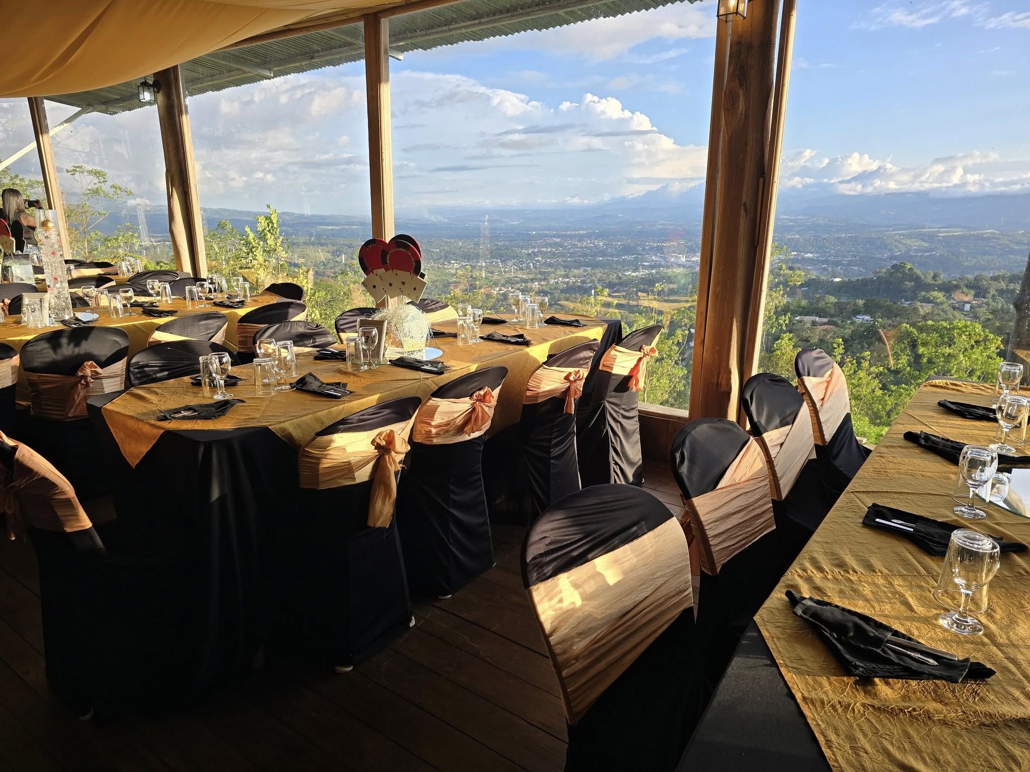 Boda elegante en Salón Luna Llena